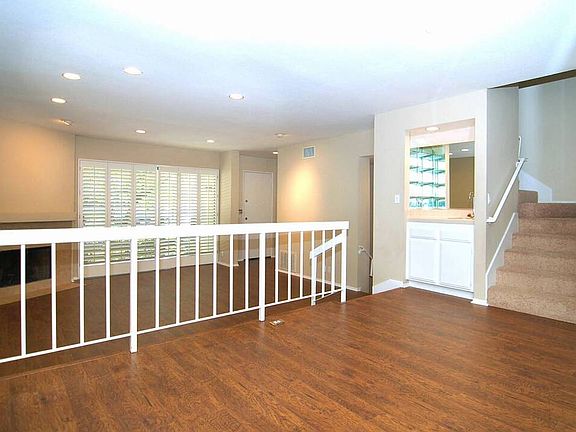 4th image of 21901 Burbank Blvd Unit 172