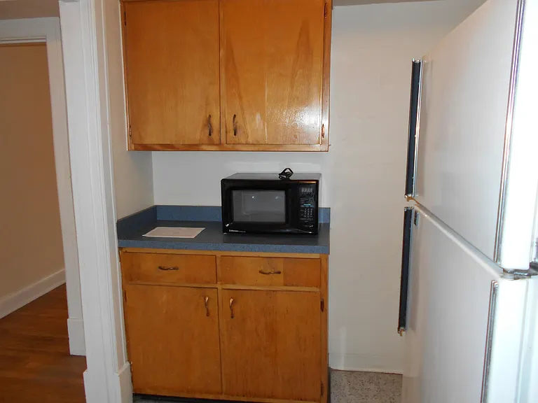 2400 Woodbourne Ave #3C — Photo 12