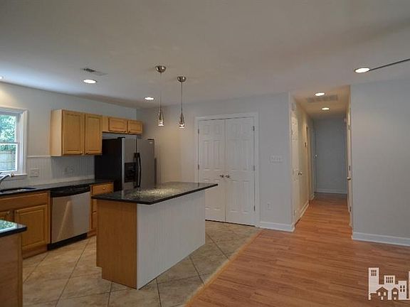 5th image of 1027 S 41st Street