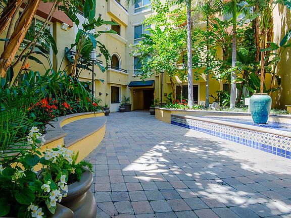 4th image of 9423 Reseda Blvd APT 247