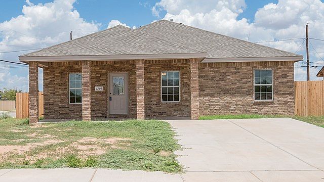 1st image of 1201 E Pecan Ave