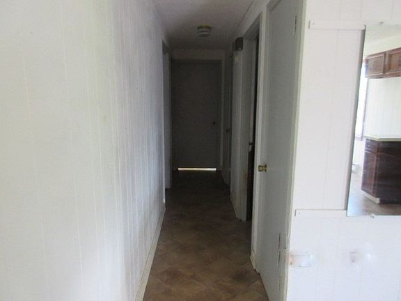 4th image of 107 Dolphin Dr