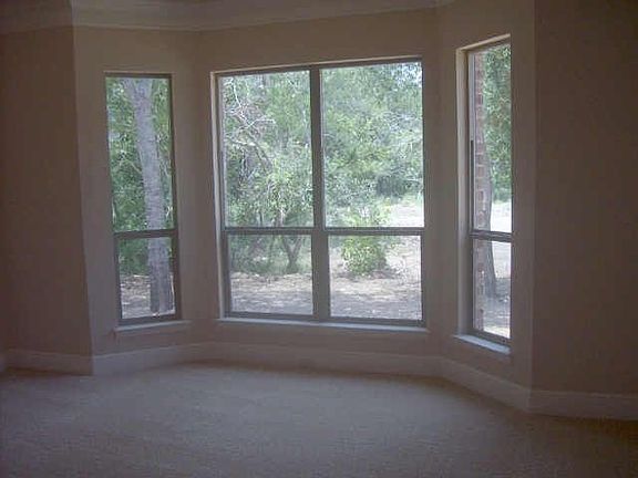 5th image of 4037 Estancia Way