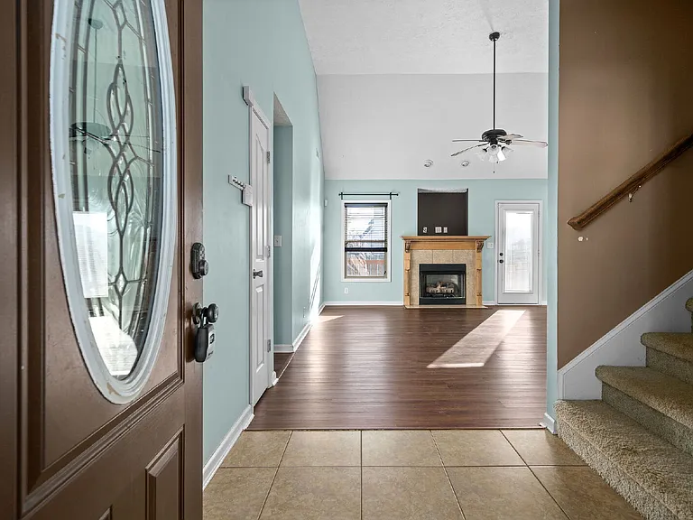 3565 Southwood Dr — Photo 4