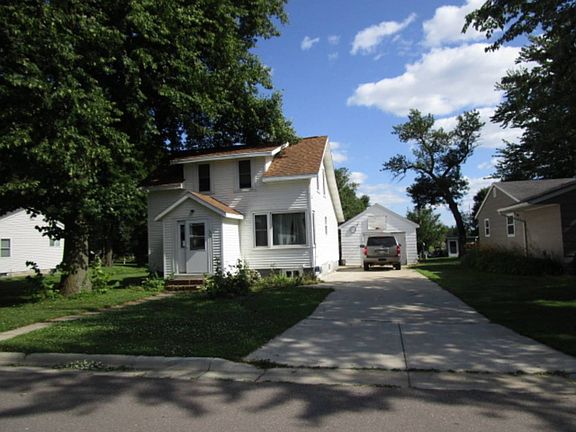 2nd image of 1610 2nd Ave