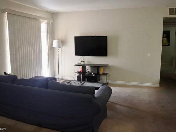 3rd image of 5009 Indian River Dr Unit 154