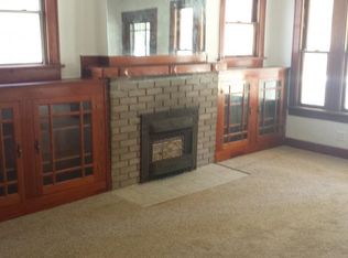 2706 Meadowbrook Dr, Fort Worth, TX 76103