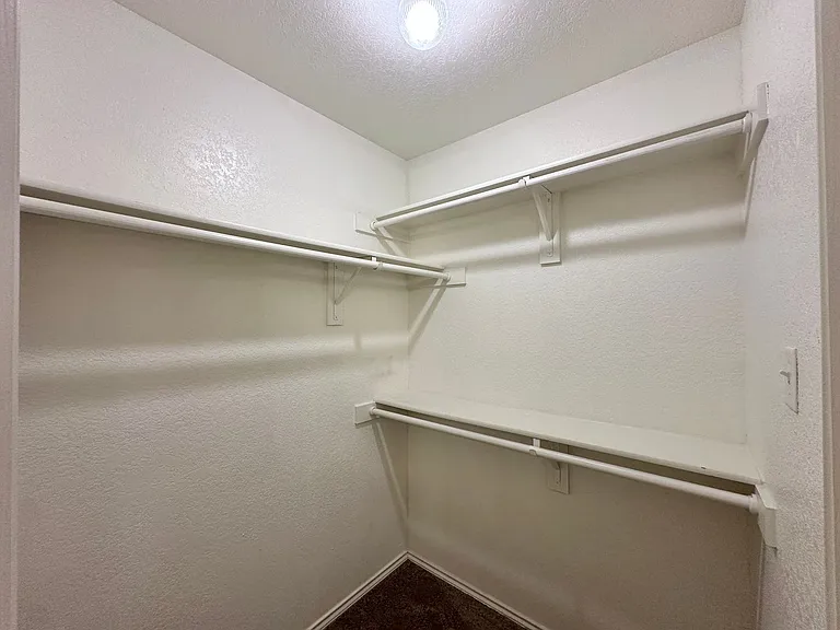5309 Holster Dr — Photo 24