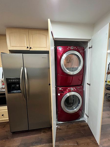 Kitchener House for rent - 2 Bedrooms — photo 5