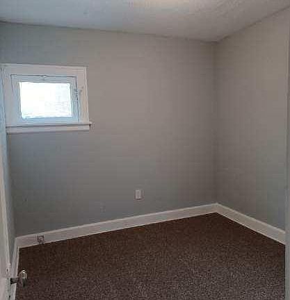 3rd image of 14703 Westropp Ave #Up