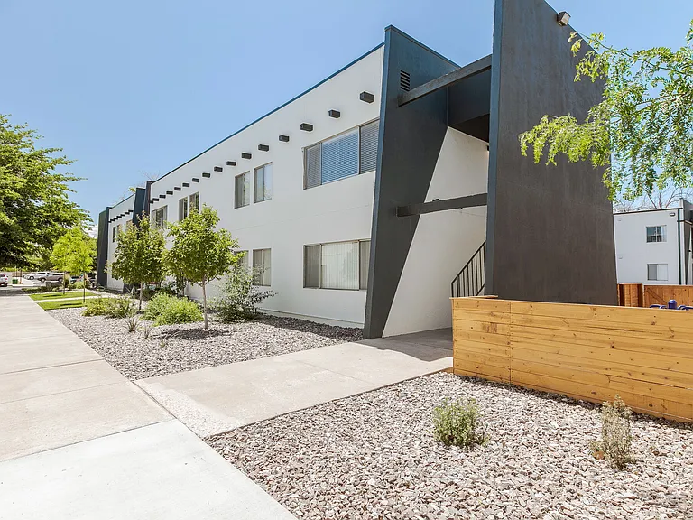Valley Apartments — Photo 22