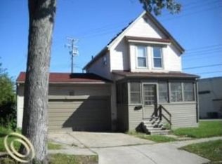 1010 Eaton Rd, Berkley, MI 48072