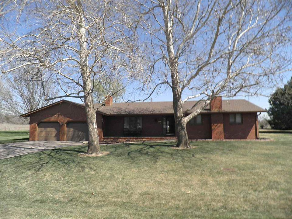 1st image of 2410 Howell Dr