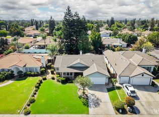 10415 Dorchester St, Bakersfield, CA 93311