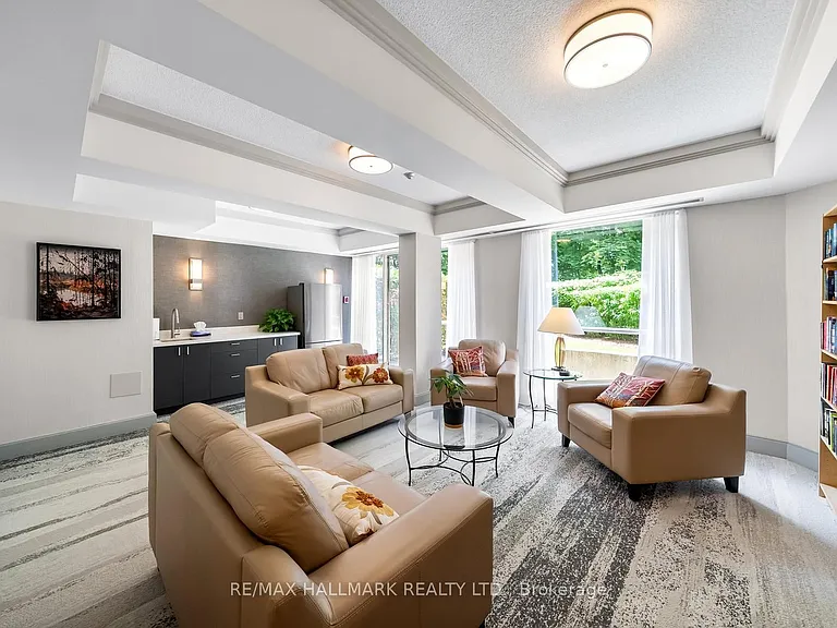 2210 Lakeshore Rd #104 — Photo 48