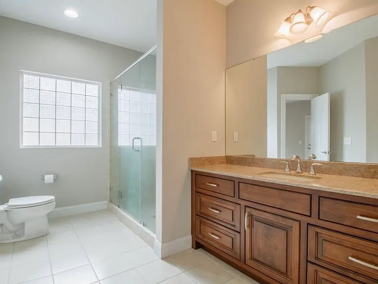 332 Highland Point Dr — Photo 21
