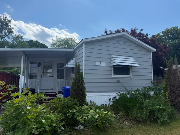 2 Riverway St, Taunton, MA 02780
