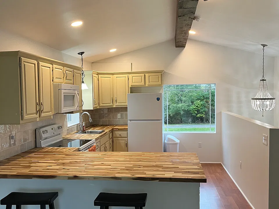 153 Mount Airy Dr