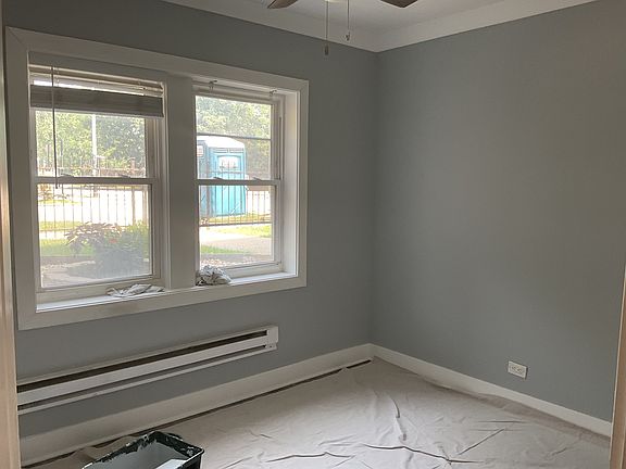 5th image of 1415 W Hutchinson St #G