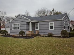 5 Hazel St, West Springfield, MA 01089