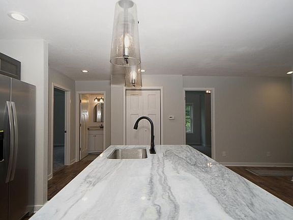 5th image of 15951 Caring St