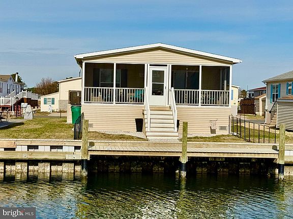 2nd image of 26221 Cove Dr