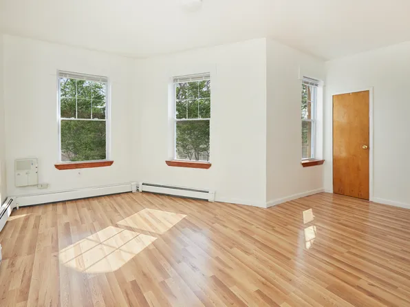 284 Berriman St Floor 2, Brooklyn, NY 11208