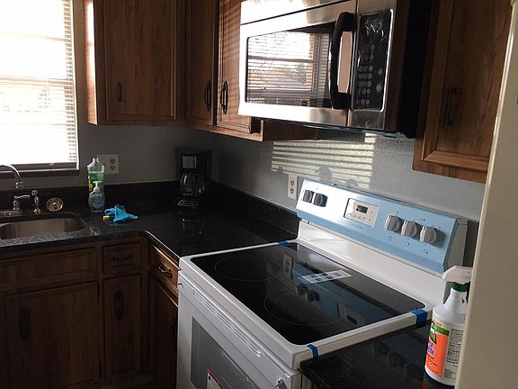 2nd image of 2545 Coral Ave