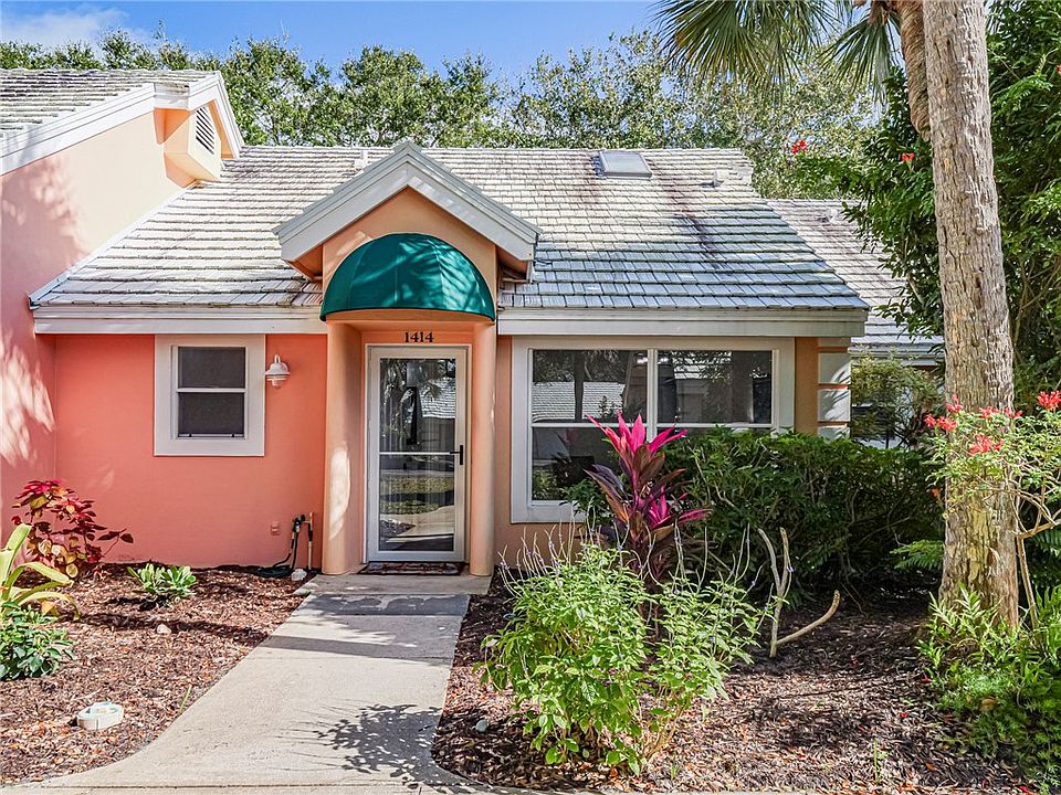 1st image of 1414 Coral Oak Ln #1002