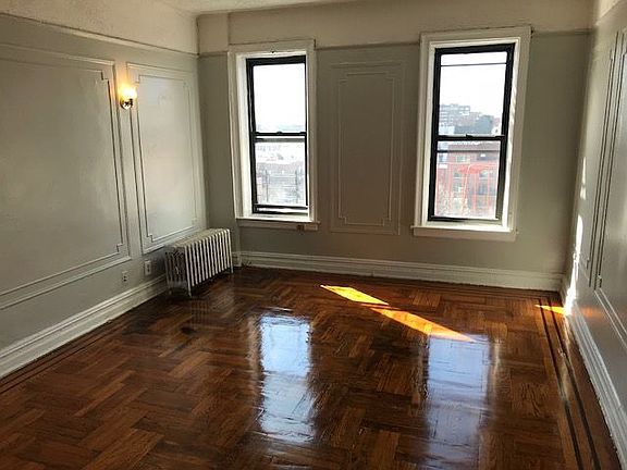 2nd image of 532 Lefferts Ave APT 6J
