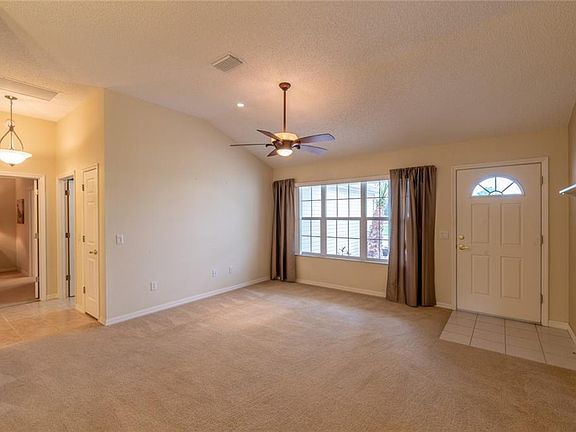 4th image of 1324 Camero Dr