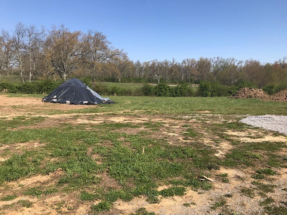 2nd image of Holly Tree Dr