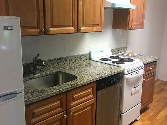 landlord_unit_photo_56431222_5
