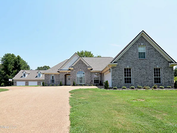 4268 Winding Valley Rd, Byhalia, MS 38611