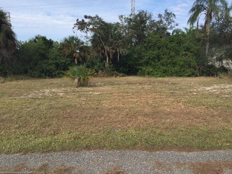 1st image of 207 Williams Gray Ct