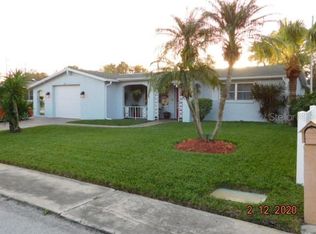 1905 Dartmouth Dr, Holiday, FL 34691