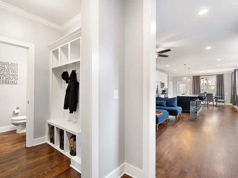 223B Orlando Ave — Photo 3