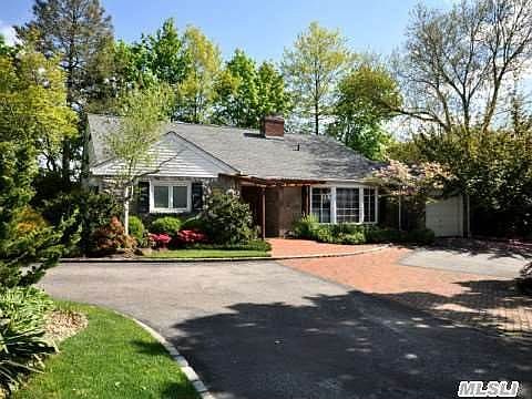 1st image of 2 E Voss Ave