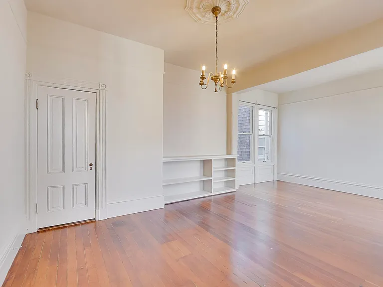 2160 Vallejo St #5-6 — Photo 8