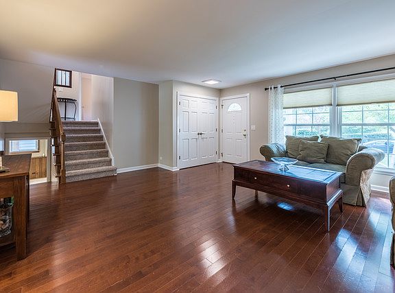 5th image of 41 N Ott Ave