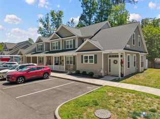 216 Patriots Village Ct, West Point, VA 23181