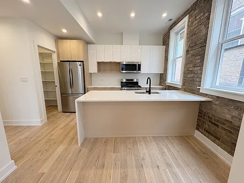 1317 N Ashland Ave #1F Photo 1