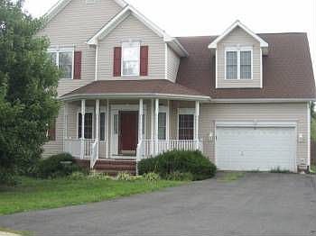 1st image of 33 Ashcroft Dr