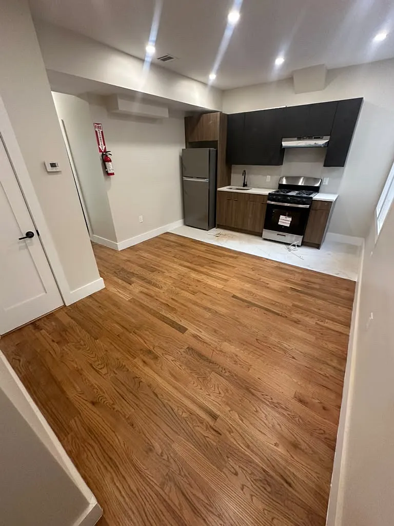 2 bed, $2,200 — Photo 1