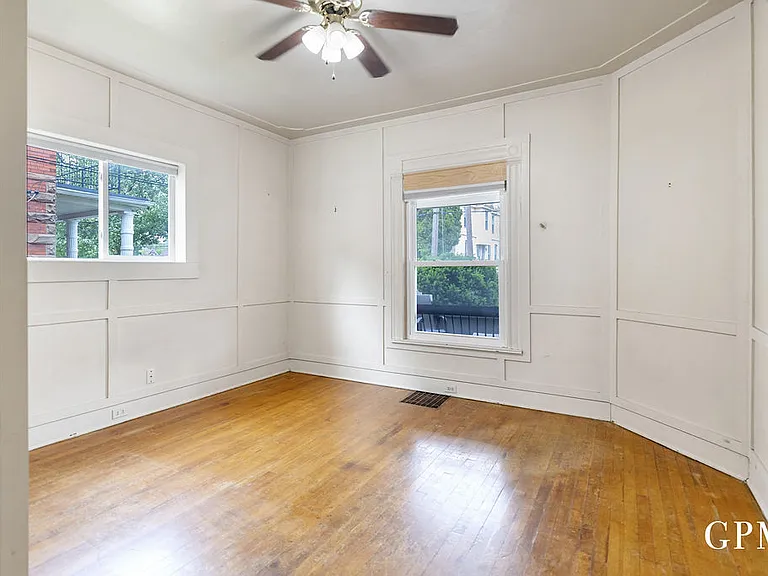 423 Barker Ave NW #1 — Photo 12