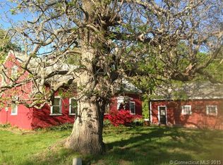 165 Pasay Rd, North Grosvenordale, CT 06255