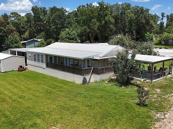 3rd image of 17976 Vaughn Rd