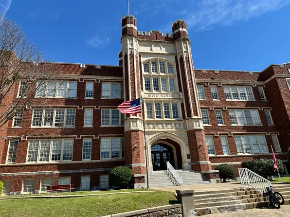 125 Oak St #104, Hot Springs National Park, AR 71901