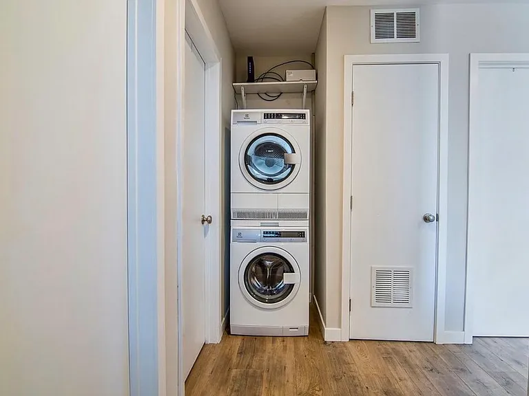 3410 Walton Ave #4 — Photo 5