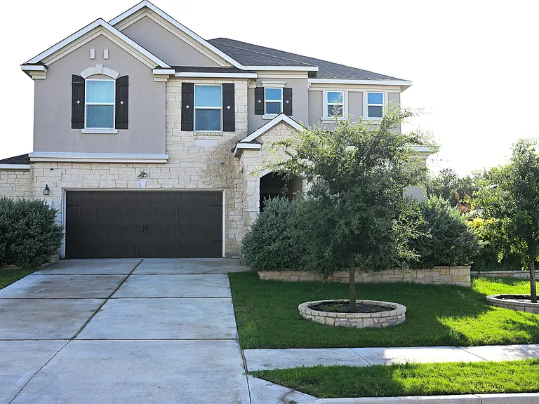 201 Texas Jack Dr — Photo 2